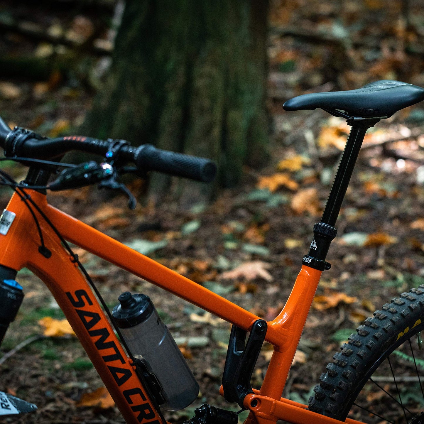 Loam Dropper Post w/ Travel Adjust