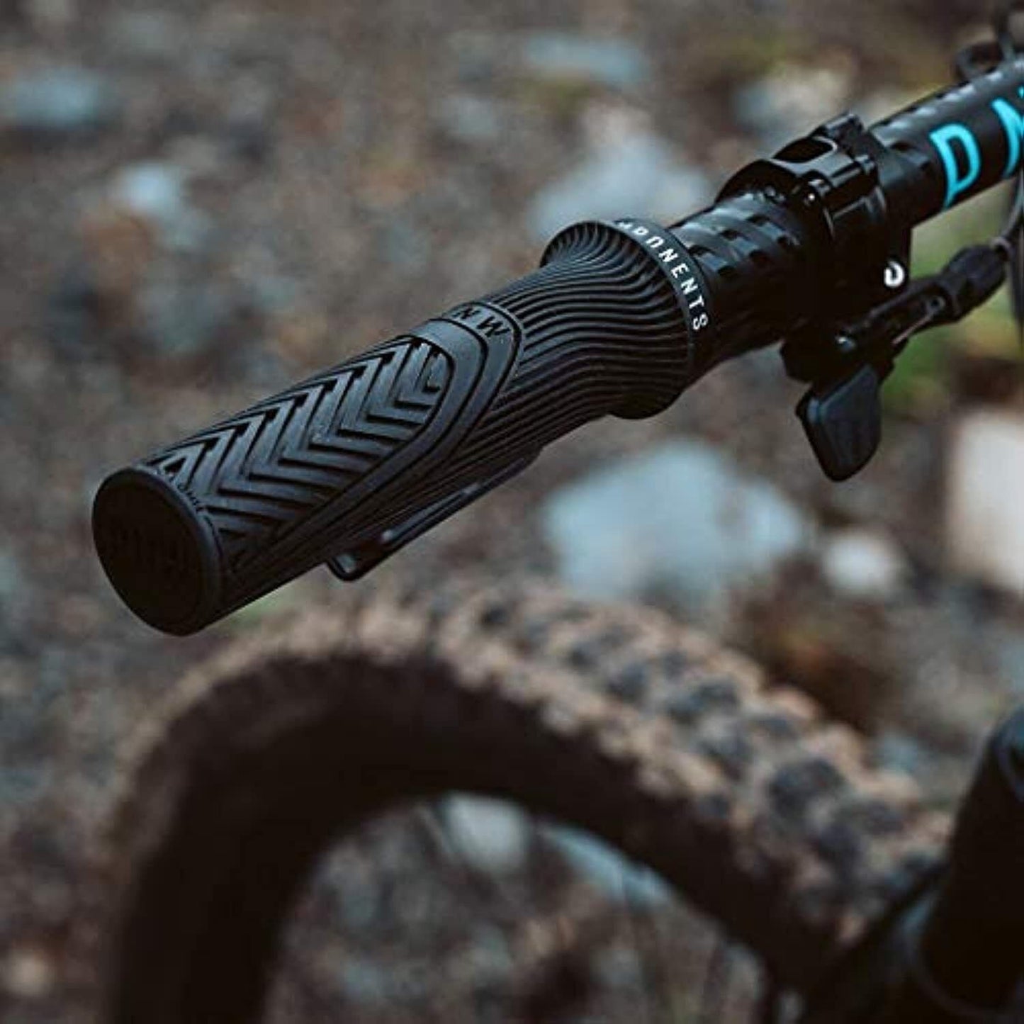 PNW Components Loam Grip (Blackout, Regular)